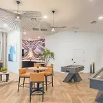 2 Pools With 1 Bedroom And 2 Ba Brand New Fresh Unit - H1162